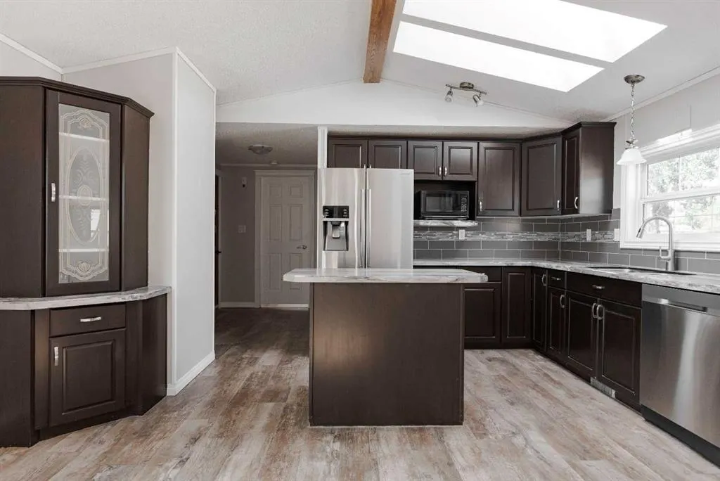 132 Grey Owl Place