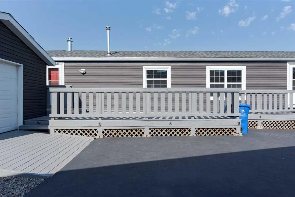 132 Grey Owl Place
