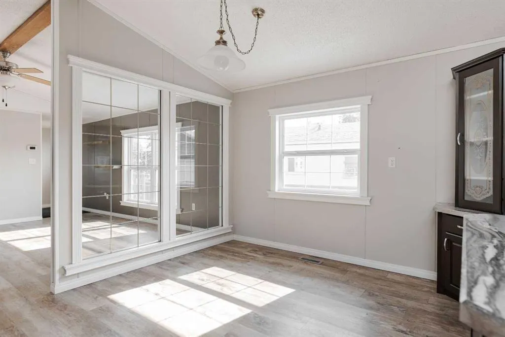 132 Grey Owl Place