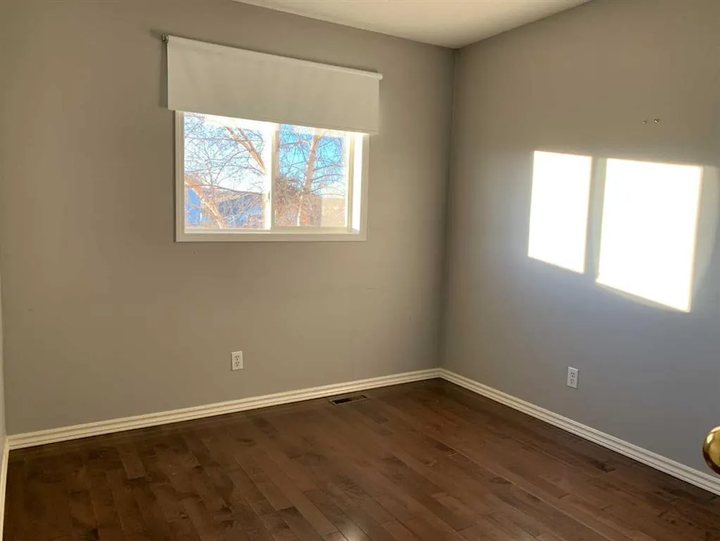 73 Hidden Spring Green NW