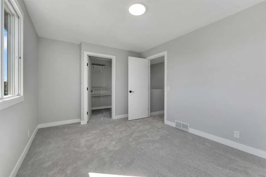 73 Erin Woods Place SE