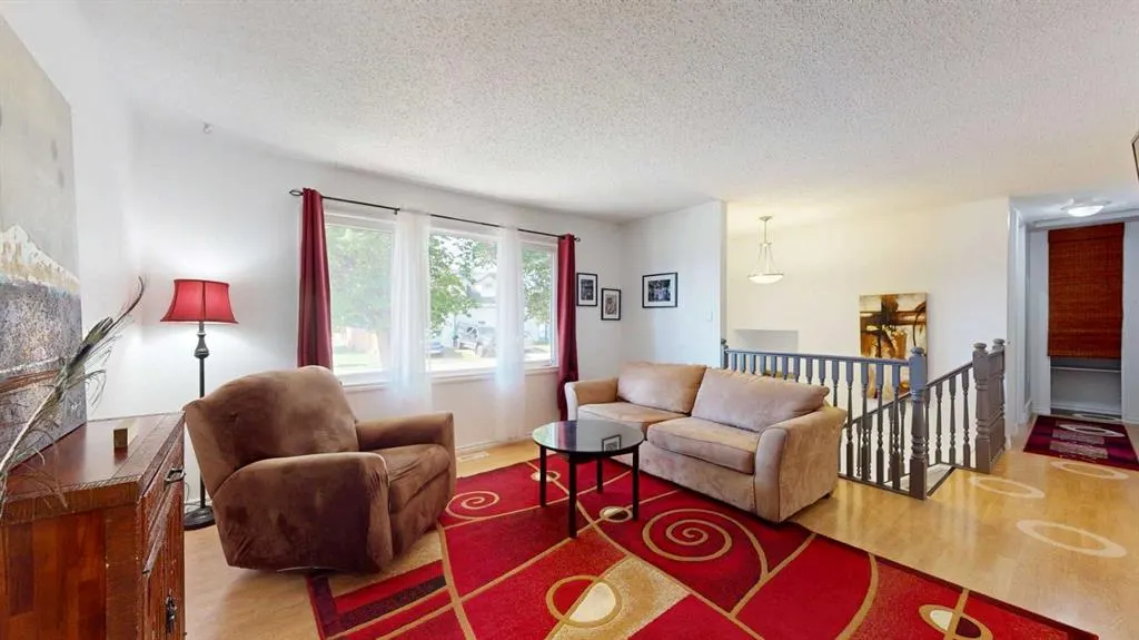 53 Fitzsimmons Avenue
