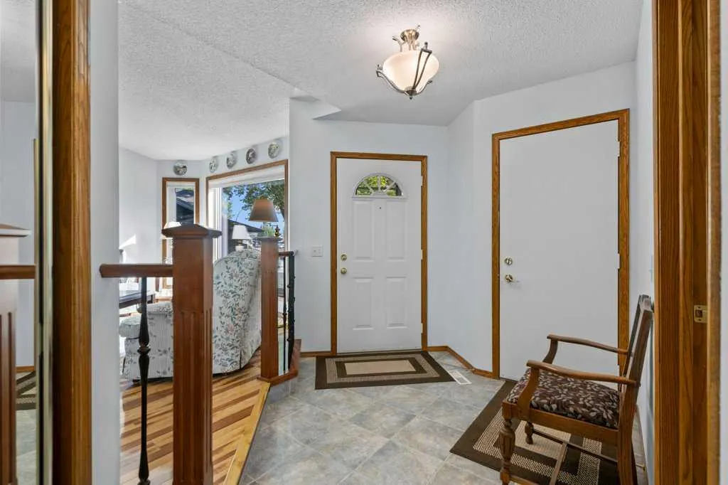 179 Douglasbank Drive SE