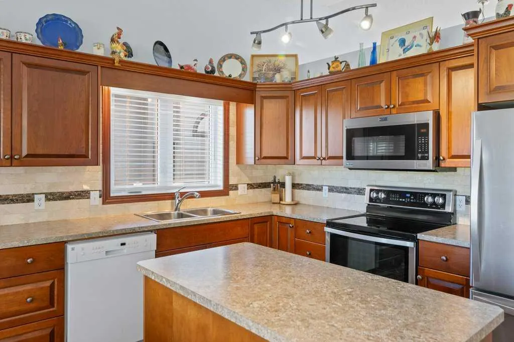 179 Douglasbank Drive SE
