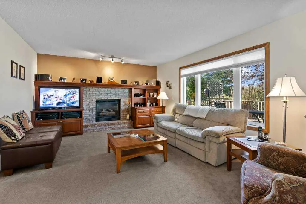 179 Douglasbank Drive SE