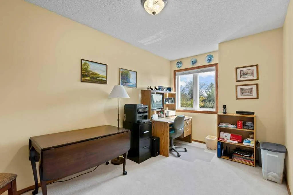 179 Douglasbank Drive SE