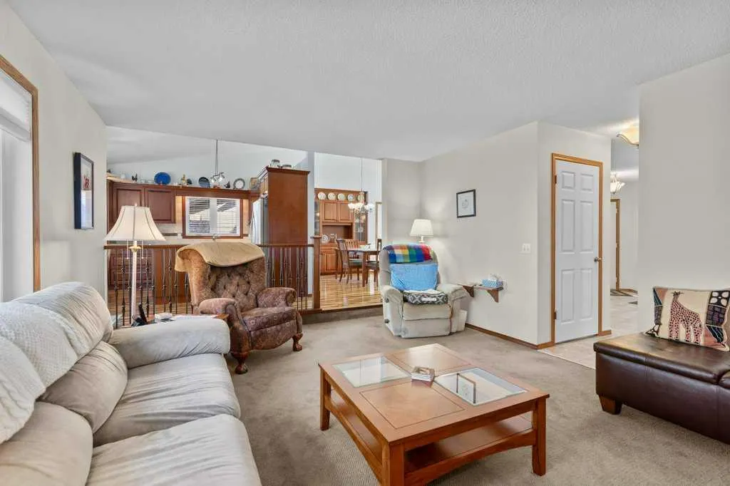 179 Douglasbank Drive SE