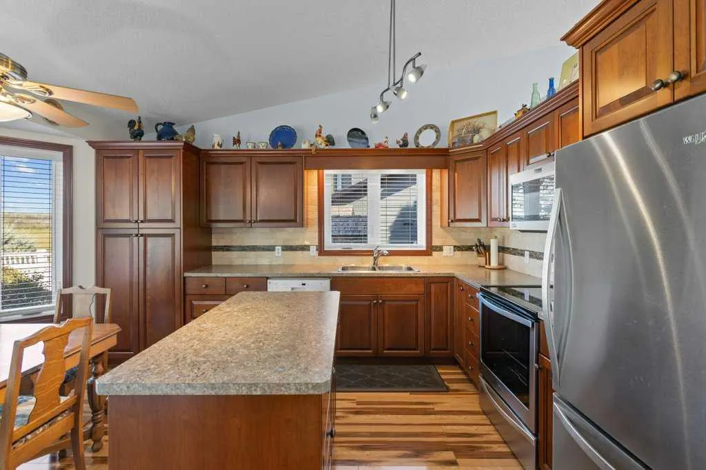 179 Douglasbank Drive SE