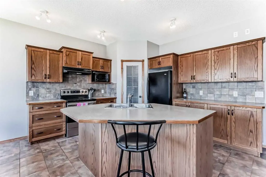 112 West Creek Meadow