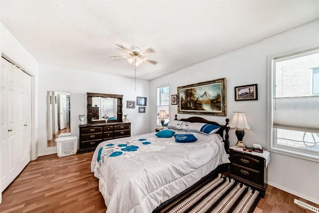 21 Strathmore Lakes Way