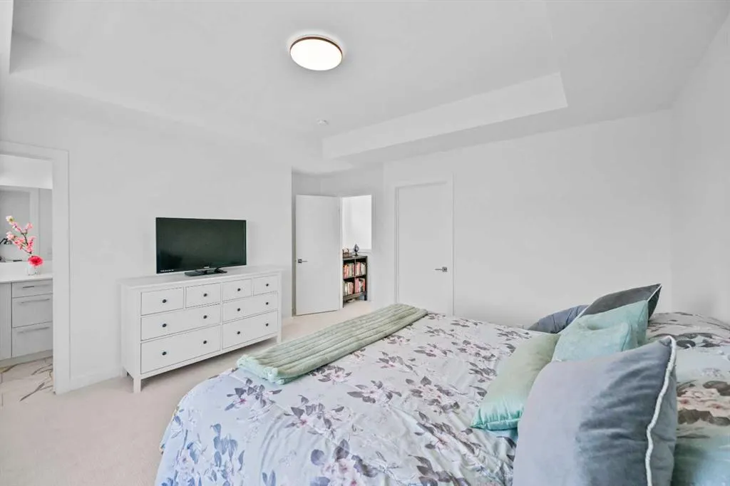 60 Amblefield Terrace NW