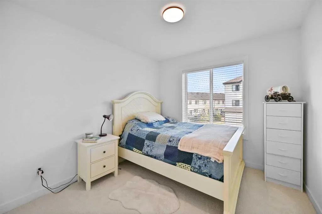 60 Amblefield Terrace NW