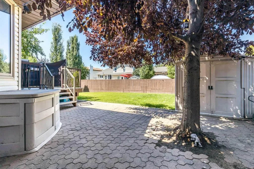 18 Rideau Green SE