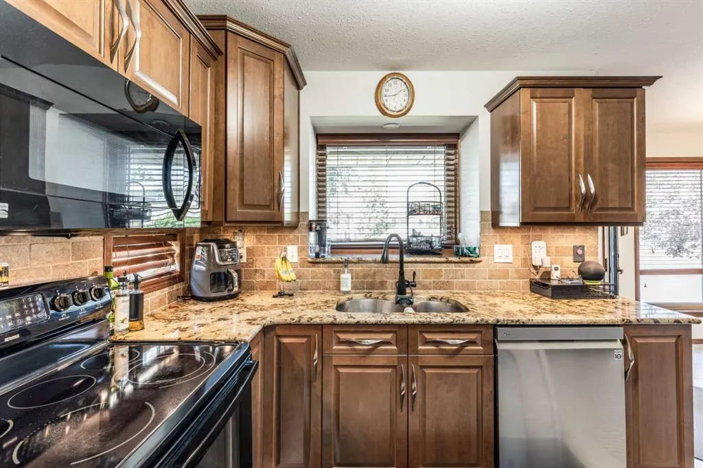 18 Rideau Green SE