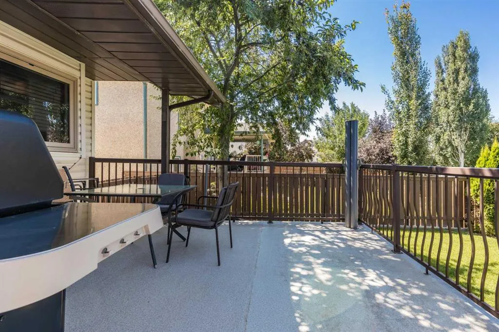 18 Rideau Green SE