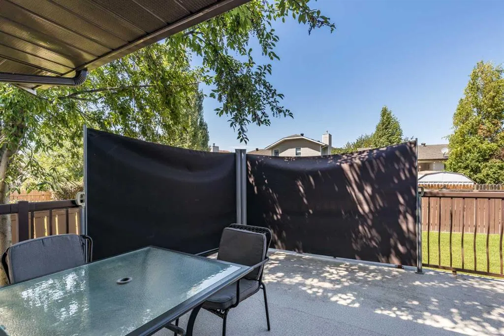 18 Rideau Green SE