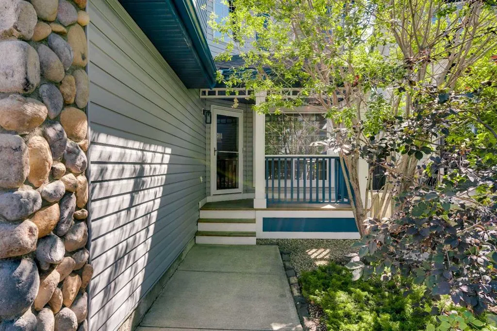 150 Harvest Oak View NE