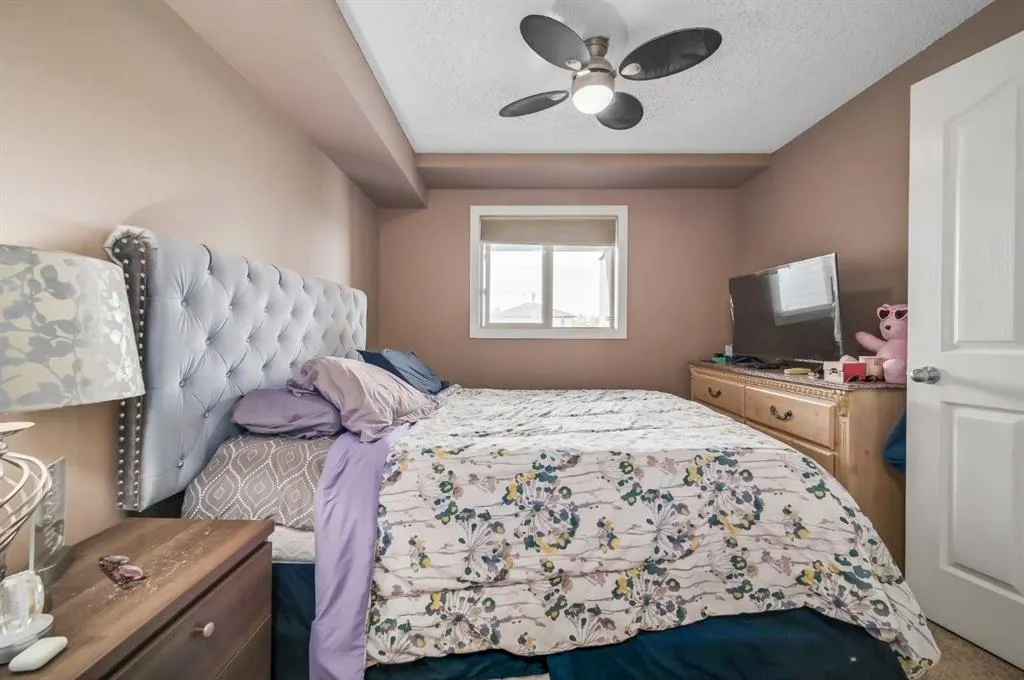 403 Mackenzie Way SW, #4317