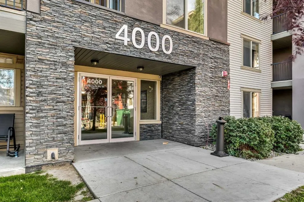 403 Mackenzie Way SW, #4317