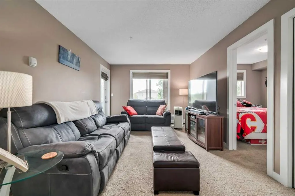 403 Mackenzie Way SW, #4317