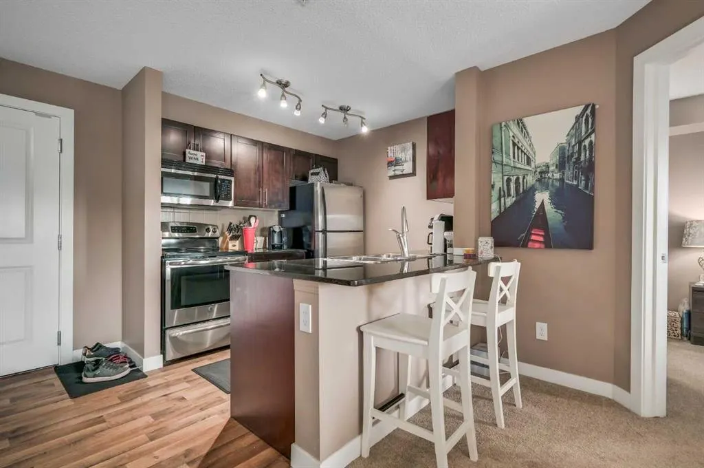 403 Mackenzie Way SW, #4317