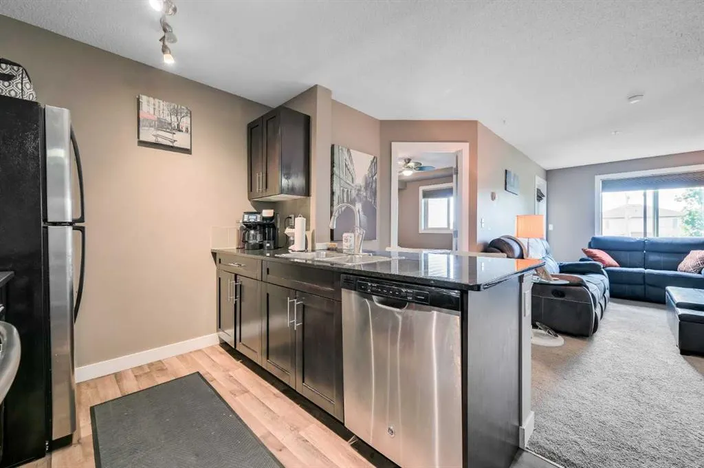 403 Mackenzie Way SW, #4317