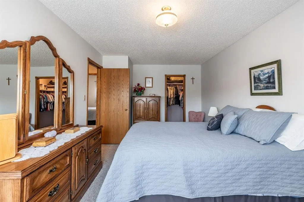 26 Shaw Crescent SE