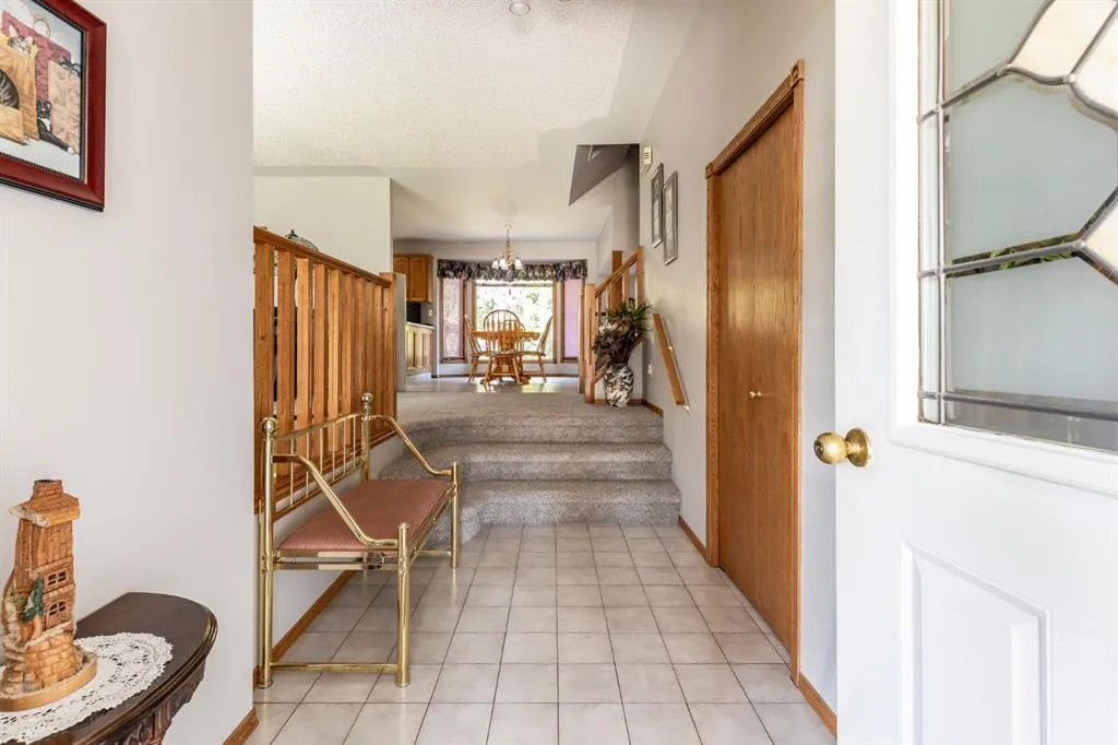 26 Shaw Crescent SE