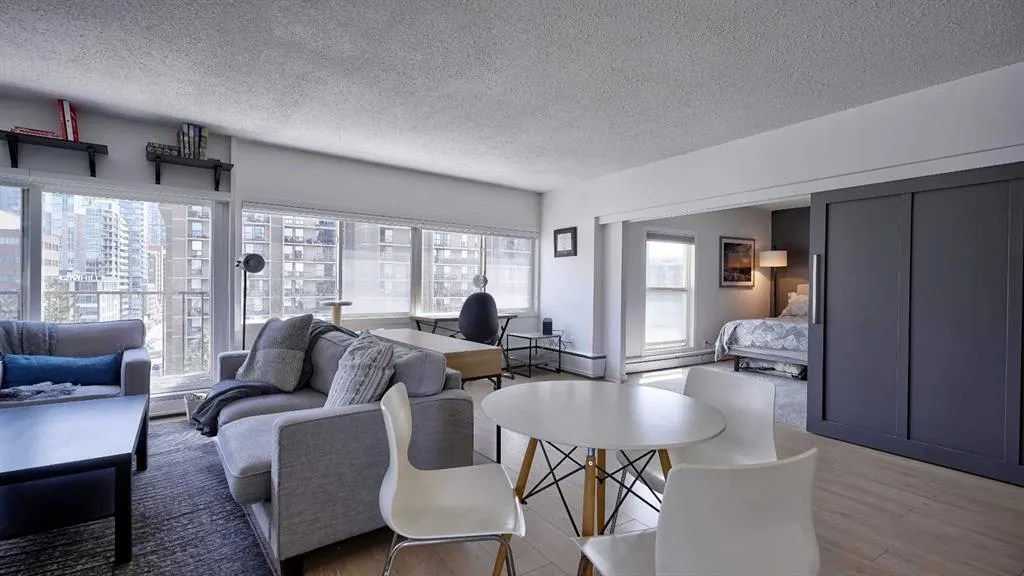 1209 6 Street SW, #1004
