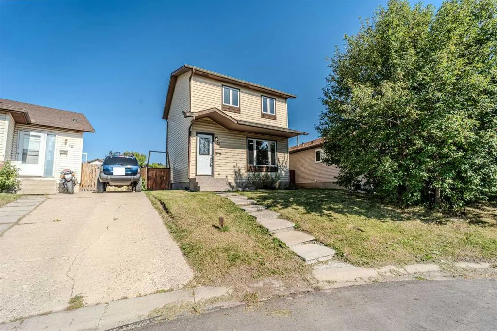 12 Whitmire Bay NE