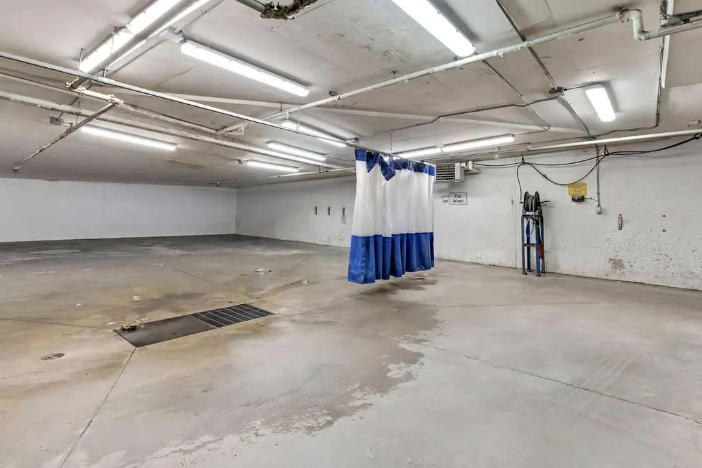131 Quarry Way SE, #404