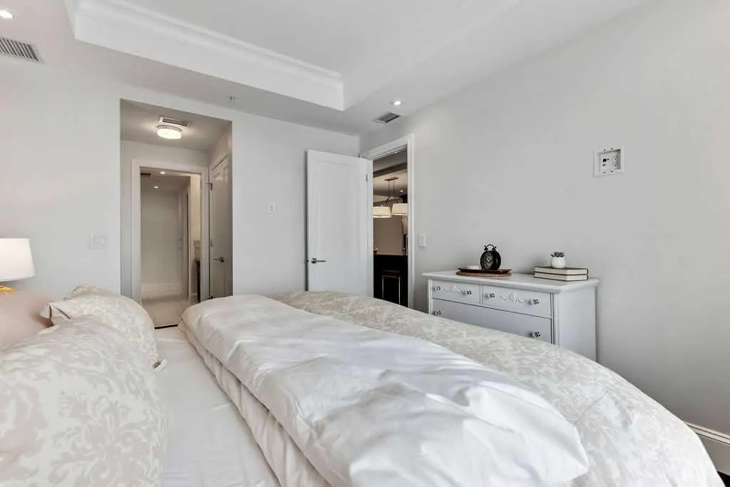 131 Quarry Way SE, #404