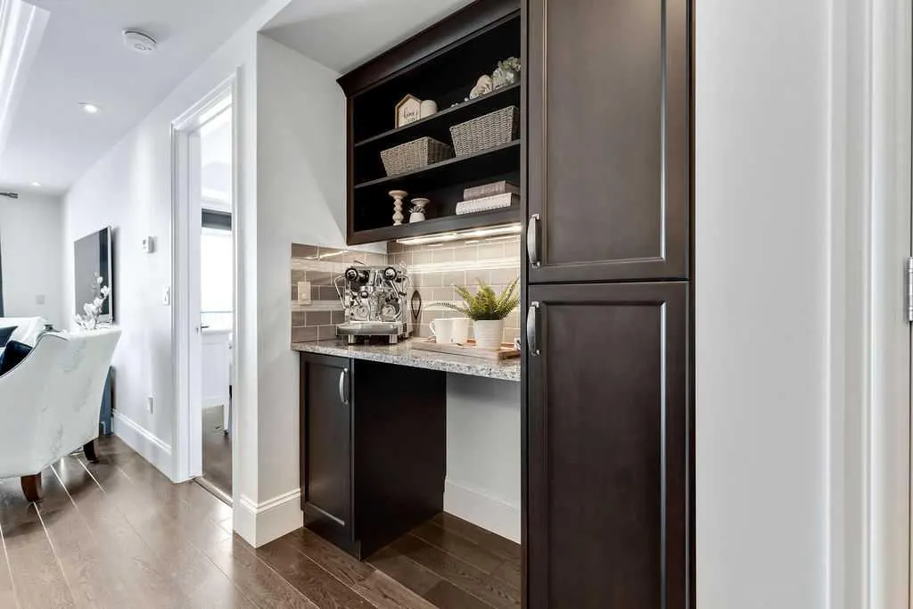 131 Quarry Way SE, #404