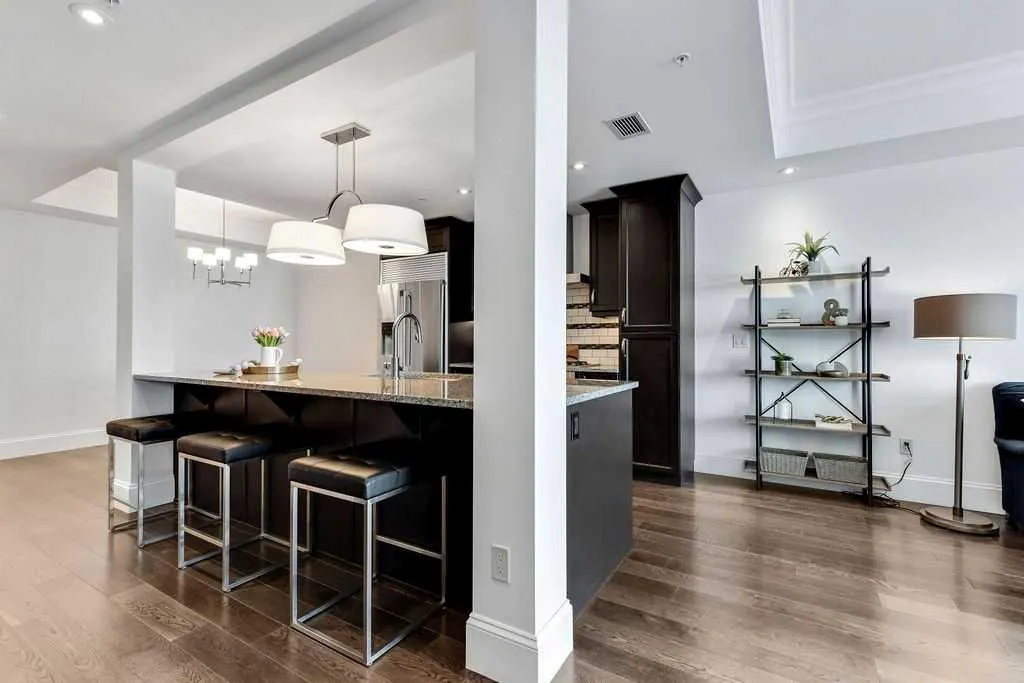 131 Quarry Way SE, #404