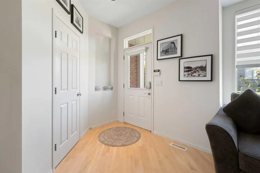 38 Prestwick Drive SE