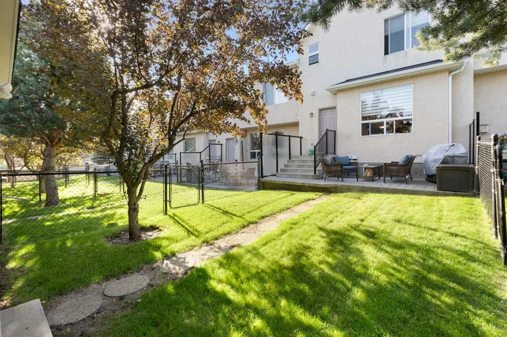 38 Prestwick Drive SE