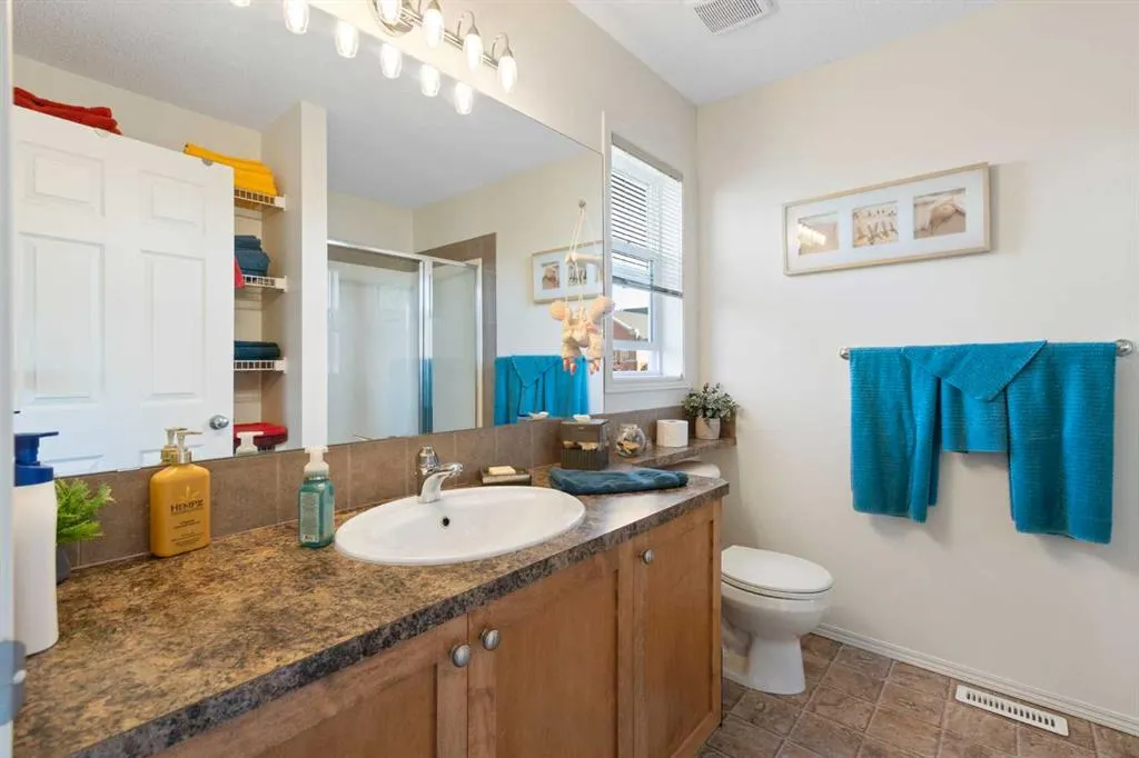 38 Prestwick Drive SE