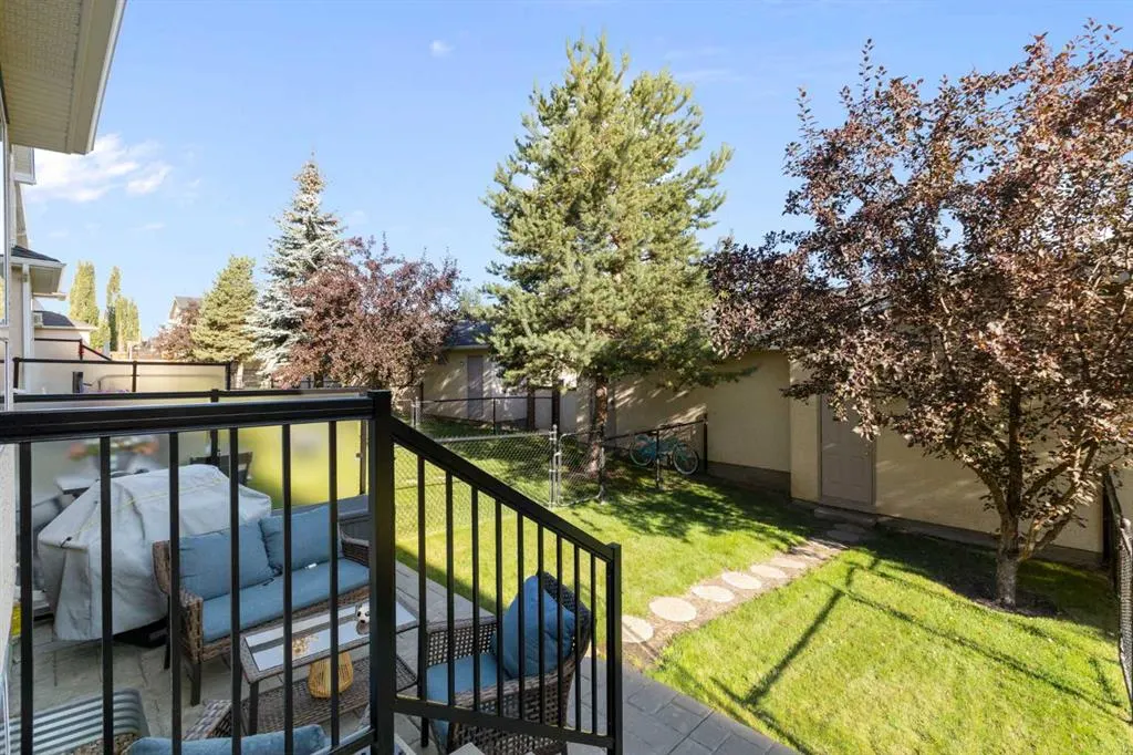 38 Prestwick Drive SE