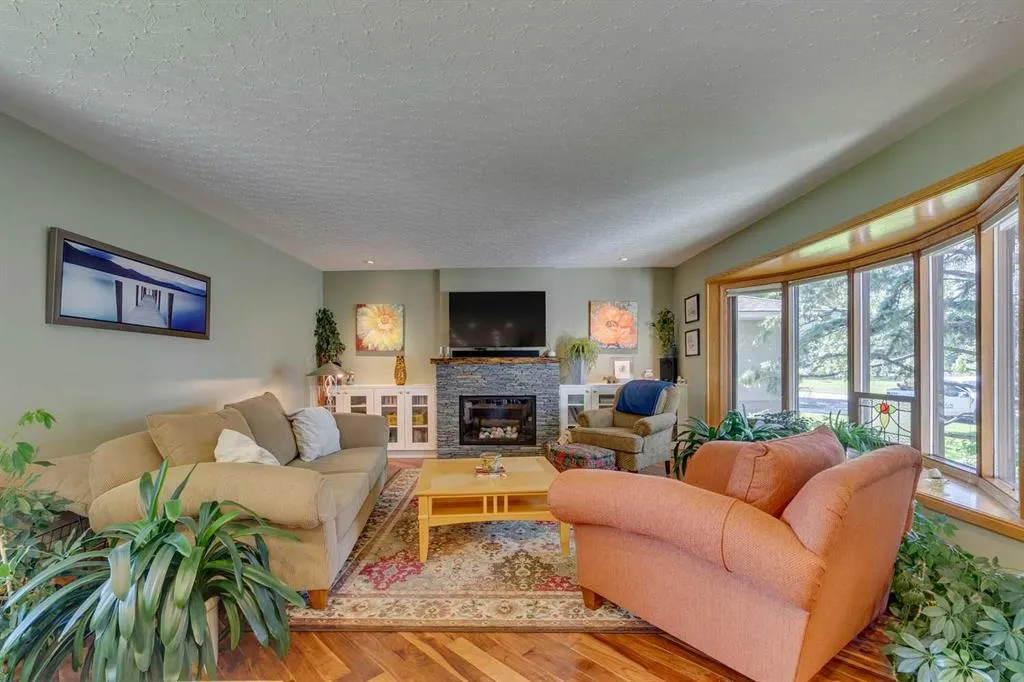 126 Westwood Drive SW
