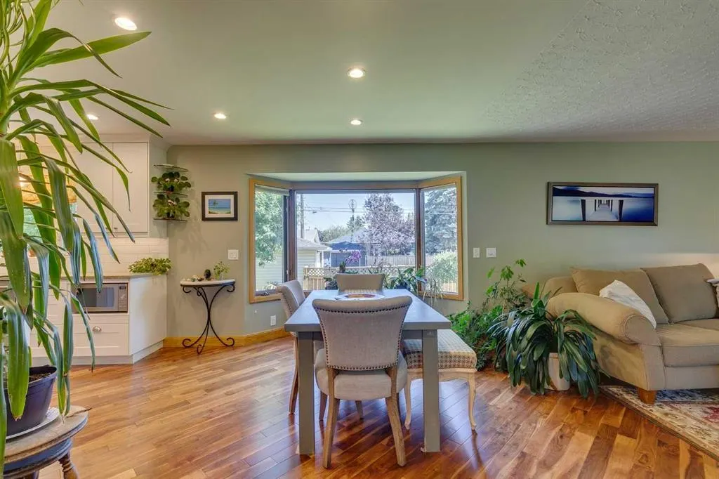 126 Westwood Drive SW