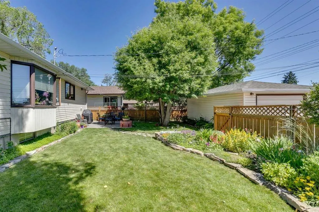 126 Westwood Drive SW