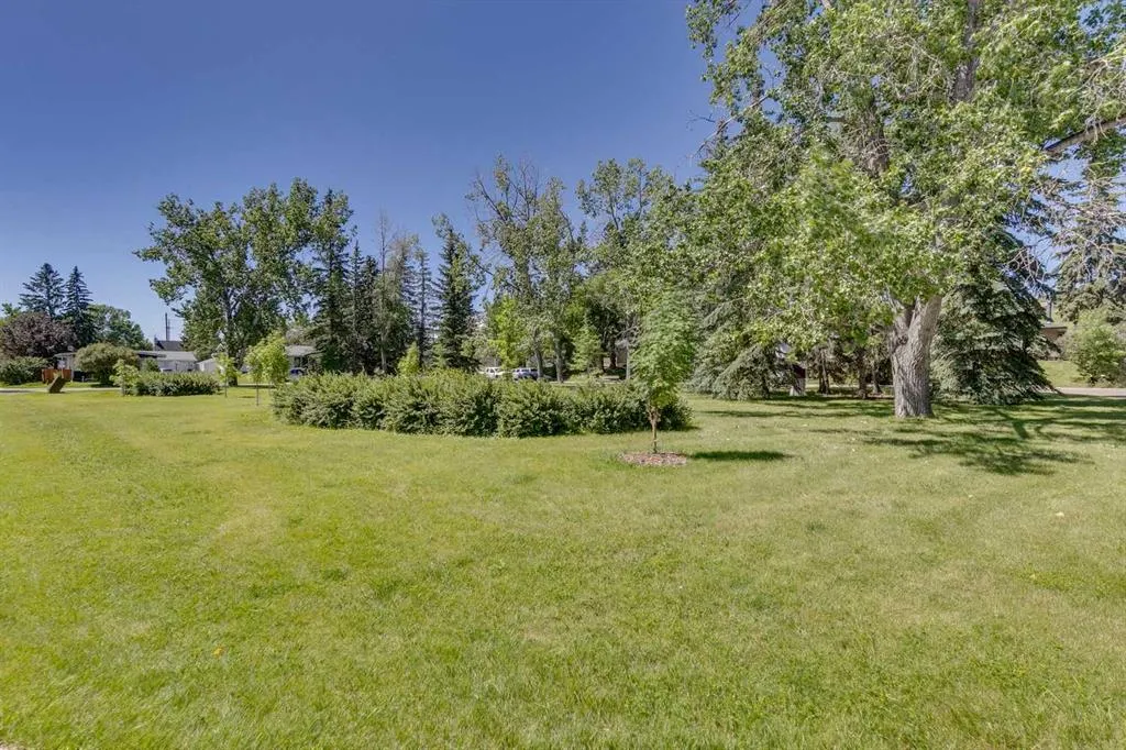 126 Westwood Drive SW