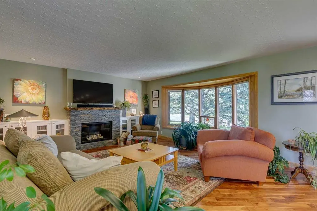 126 Westwood Drive SW