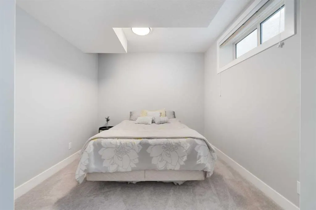 141 Masters Terrace SE