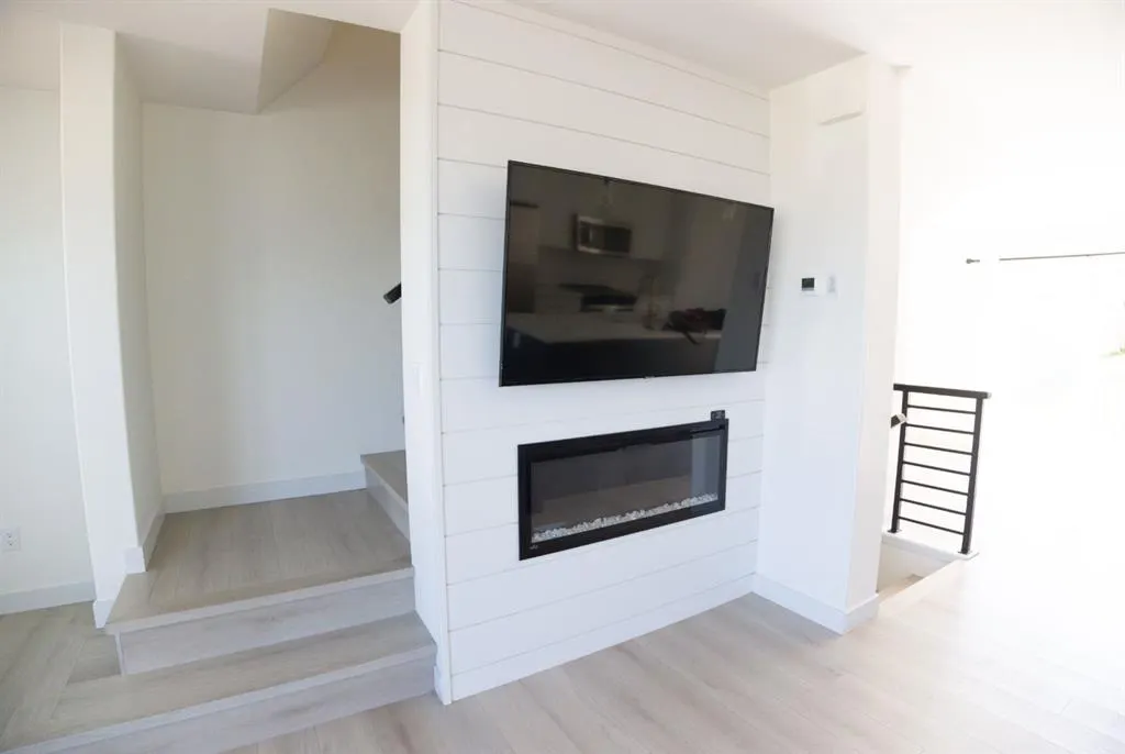 20 Vincent Gate