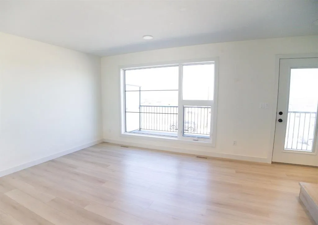 20 Vincent Gate