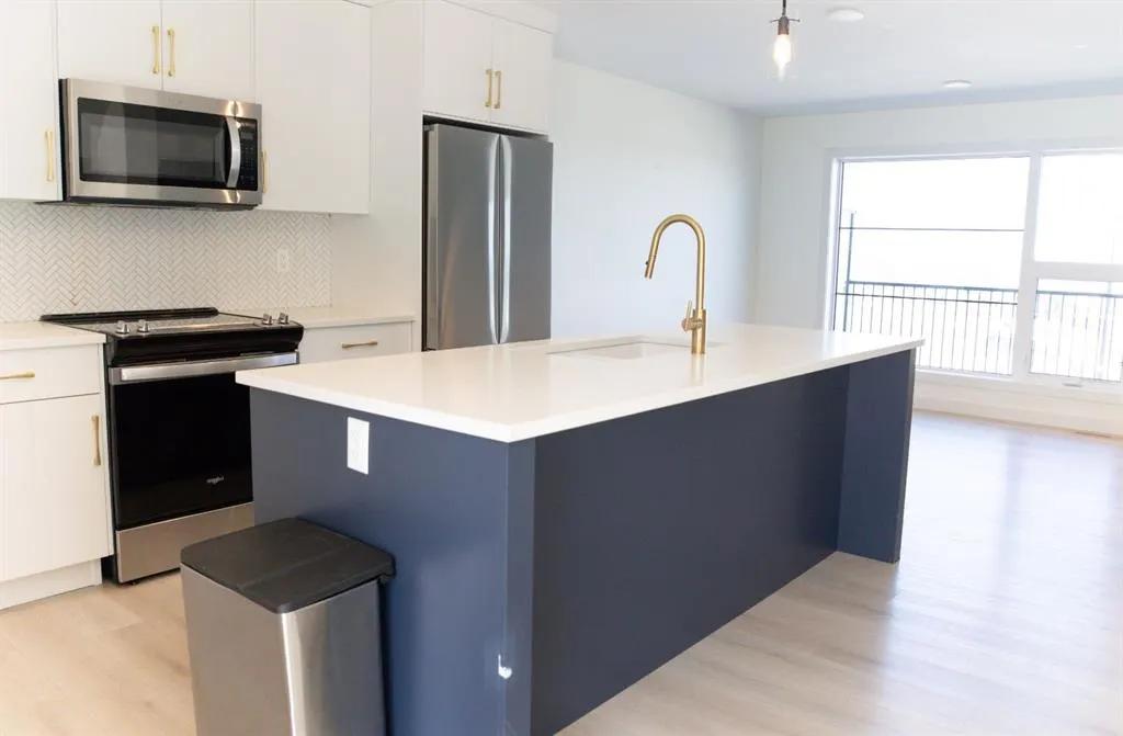 20 Vincent Gate