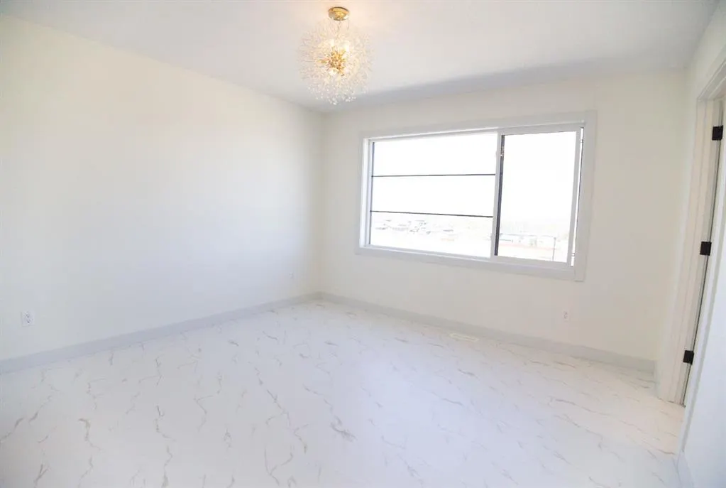 20 Vincent Gate