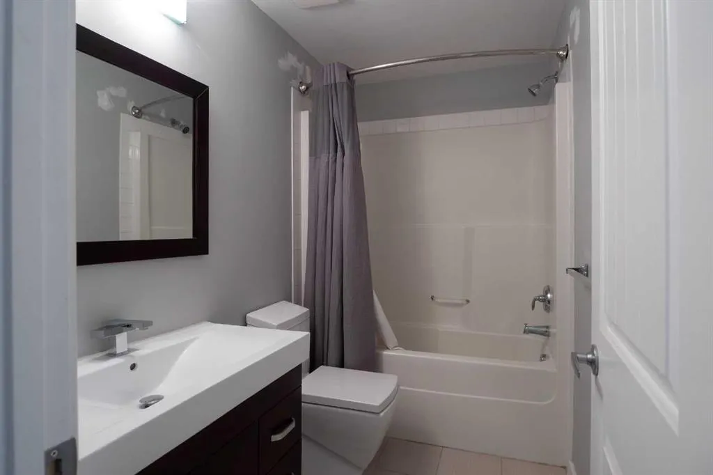 136C Sandpiper Road, #102
