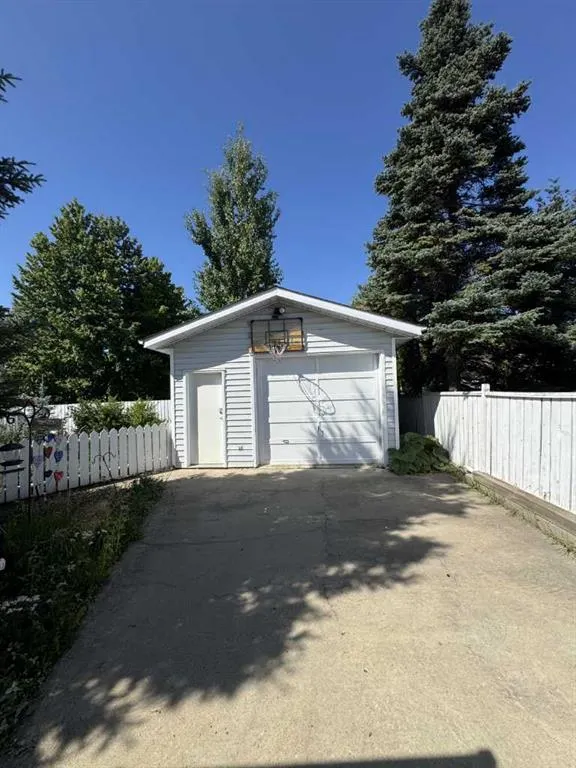 6406 Poplar Drive